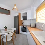 Apartman Khora Apartment- 40m To Sandy