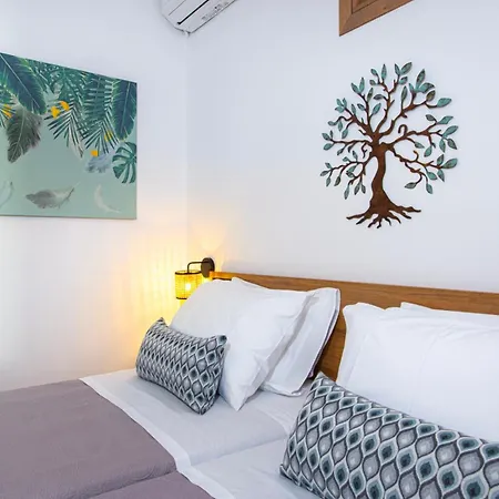 Khora Apartment- 40m To Sandy *