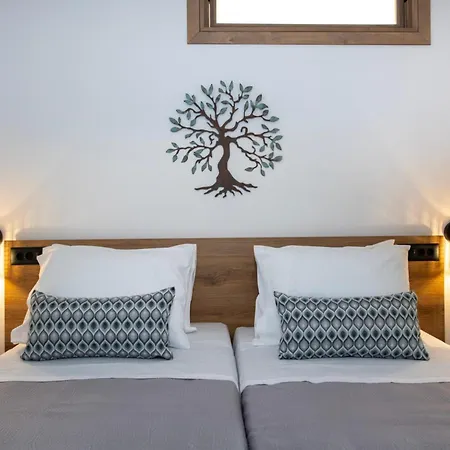 Khora Apartment- 40m To Sandy