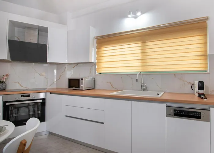 Апартаменты Khora Apartment- 40m To Sandy *