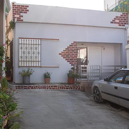 Khora Apartment- 40m To Sandy *