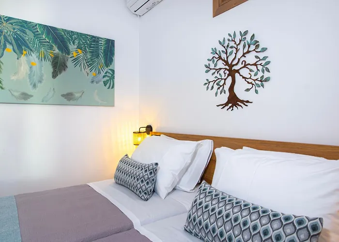 Khora Apartment- 40m To Sandy *